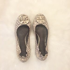 Tory Burch Patterned Flats Size 6.5